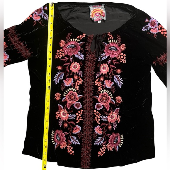 Johnny Was Velvet Embroidered Top XS – Black Floral Boho Blouse - Picture 5 of 8